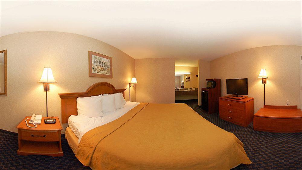 Greenville Inn & Suites Buitenkant foto