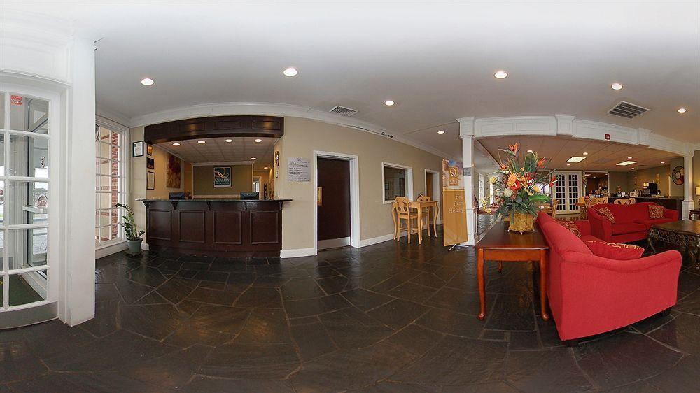 Greenville Inn & Suites Buitenkant foto