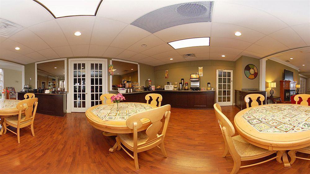 Greenville Inn & Suites Buitenkant foto