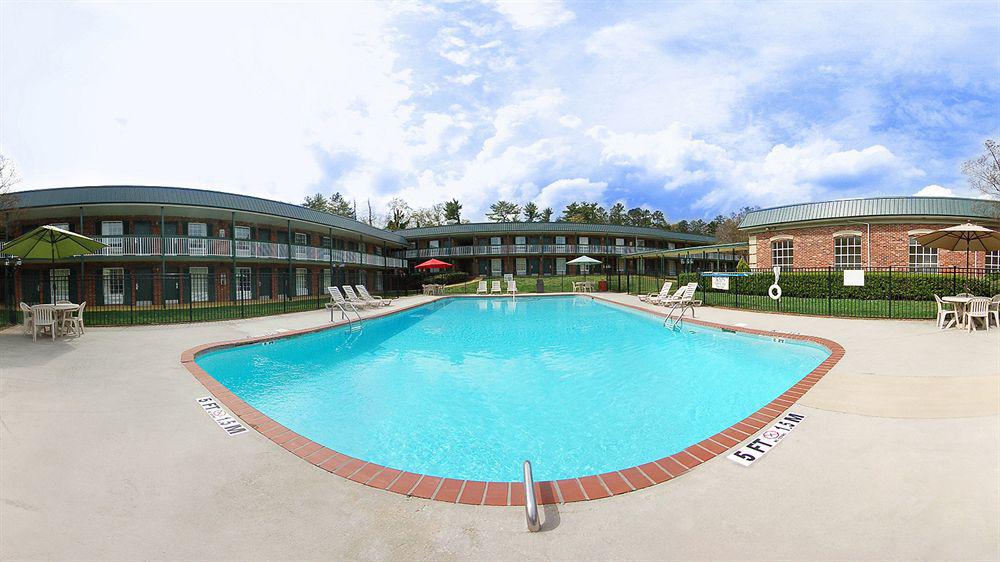 Greenville Inn & Suites Buitenkant foto
